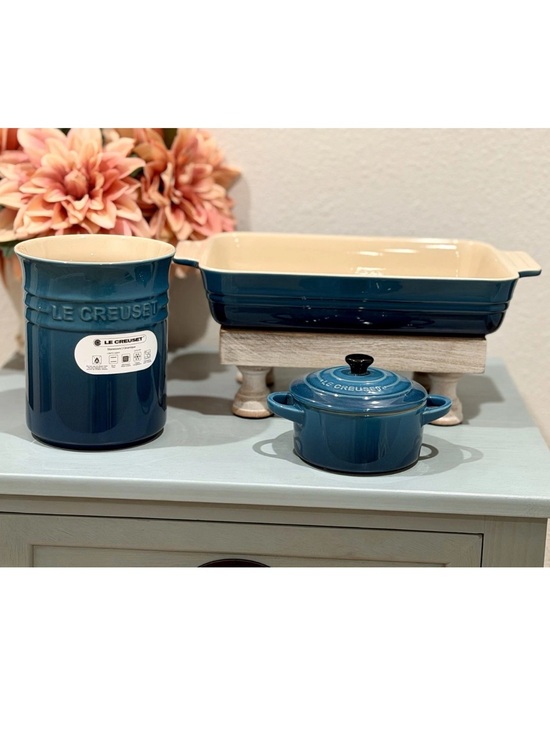 Le Creuset Other - "Deep Teal" LE CREUSET Utensil Crock New 1L, 25cm Rect Dish, 10cm Mini
Cocotte